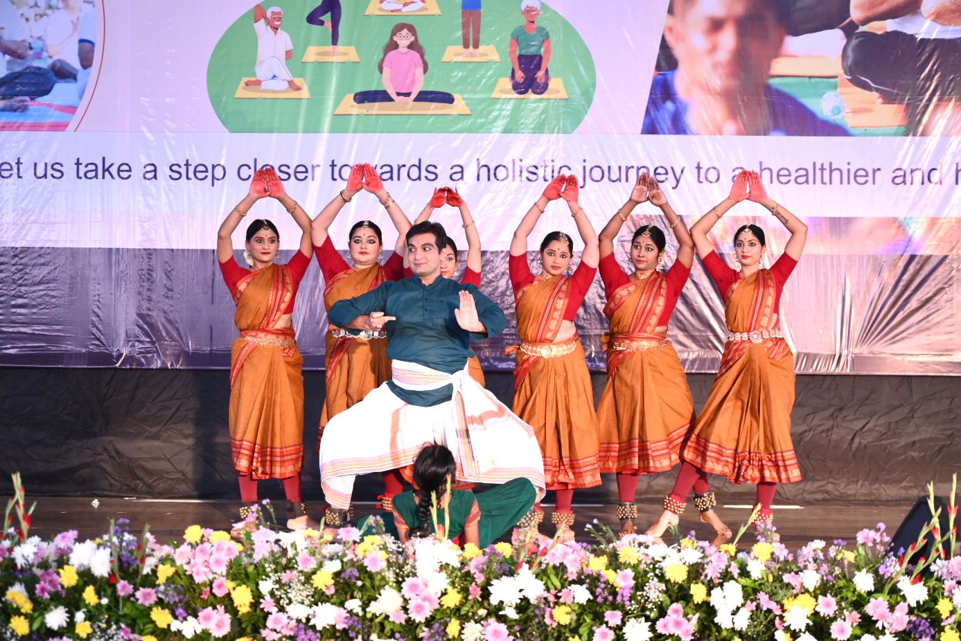 Morarji Desai National Institute of Yoga sets the world record at Kanha Shanti Vanam in the 50-day countdown to 12th International Yoga Day